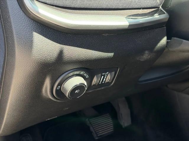 2022 Jeep Compass Latitude FWD