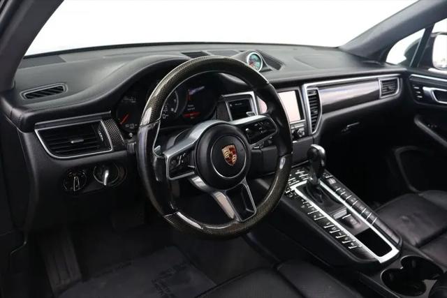 2015 Porsche Macan Turbo