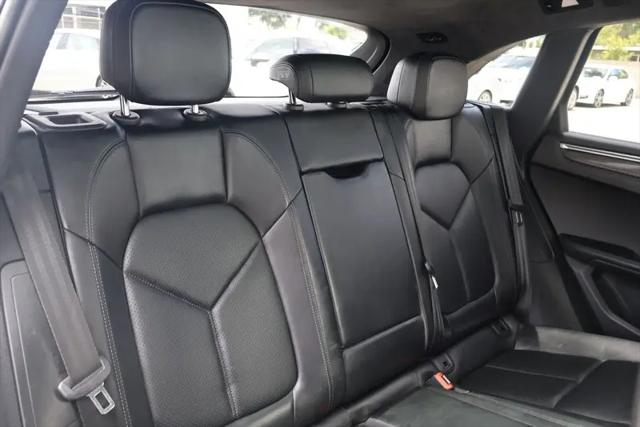 2015 Porsche Macan Turbo