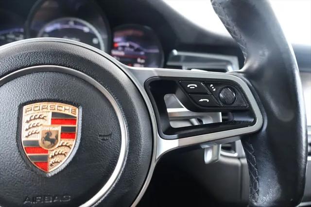 2015 Porsche Macan Turbo