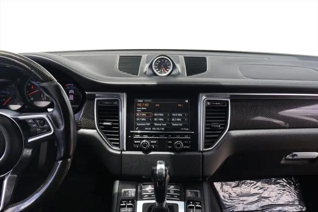 2015 Porsche Macan Turbo