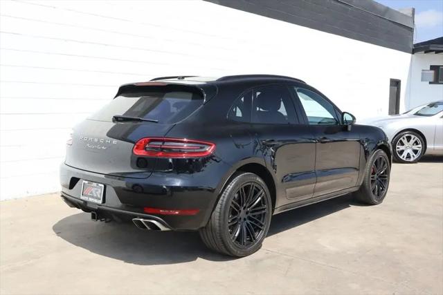 2015 Porsche Macan Turbo