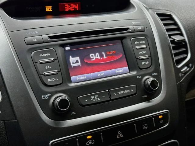 2015 Kia Sorento LX