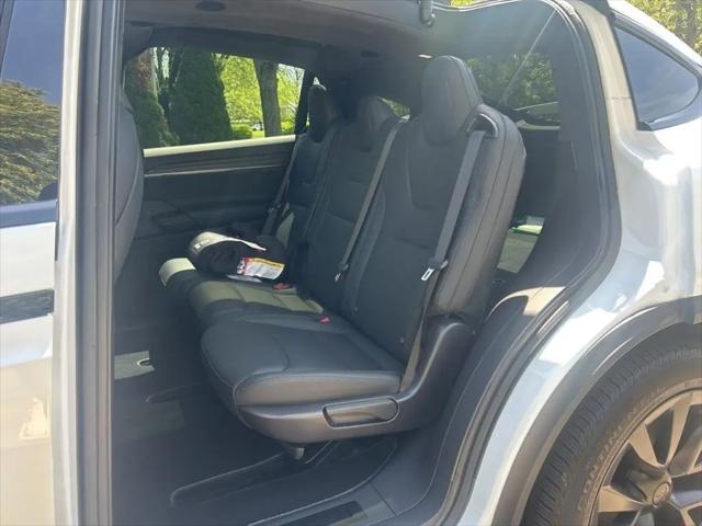 2022 Tesla Model X Dual Motor All-Wheel Drive
