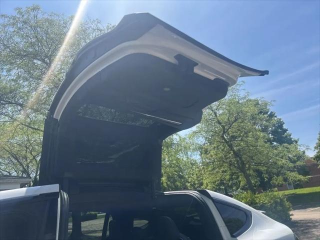 2022 Tesla Model X Dual Motor All-Wheel Drive