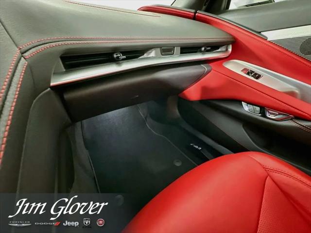 2024 Chevrolet Corvette Stingray RWD Convertible 2LT