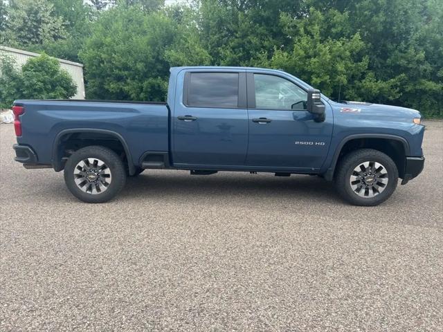 2025 Chevrolet Silverado 2500HD 4WD Crew Cab Standard Bed Custom