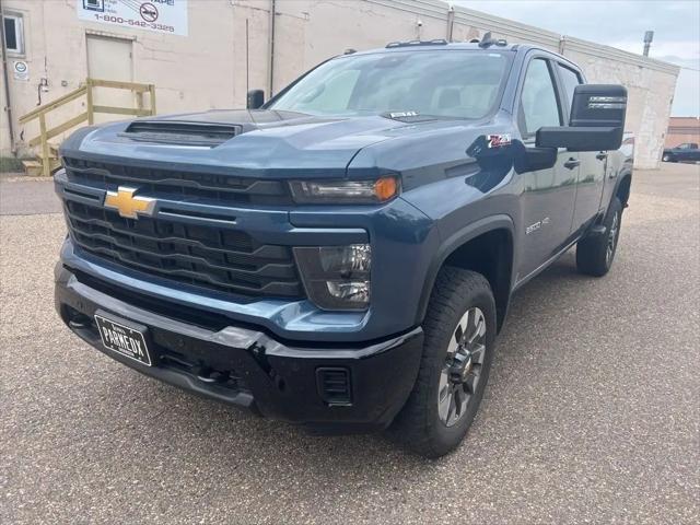 2025 Chevrolet Silverado 2500HD 4WD Crew Cab Standard Bed Custom