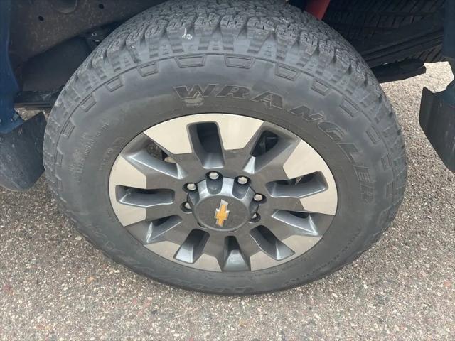 2025 Chevrolet Silverado 2500HD 4WD Crew Cab Standard Bed Custom