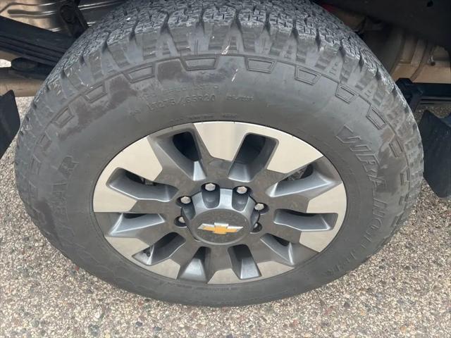 2025 Chevrolet Silverado 2500HD 4WD Crew Cab Standard Bed Custom