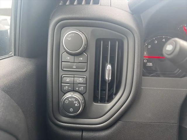 2025 Chevrolet Silverado 2500HD 4WD Crew Cab Standard Bed Custom