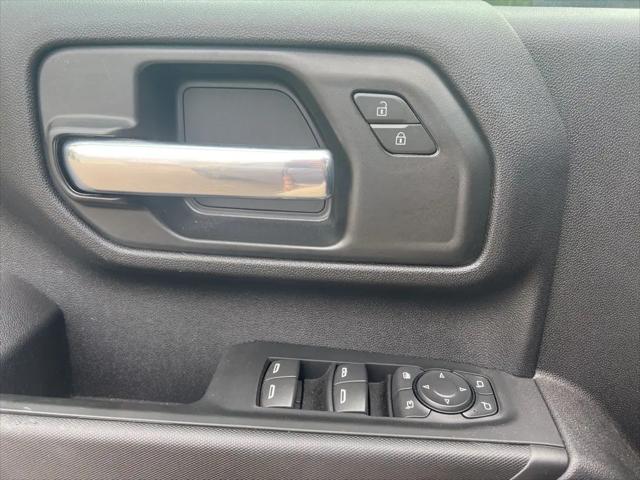 2025 Chevrolet Silverado 2500HD 4WD Crew Cab Standard Bed Custom