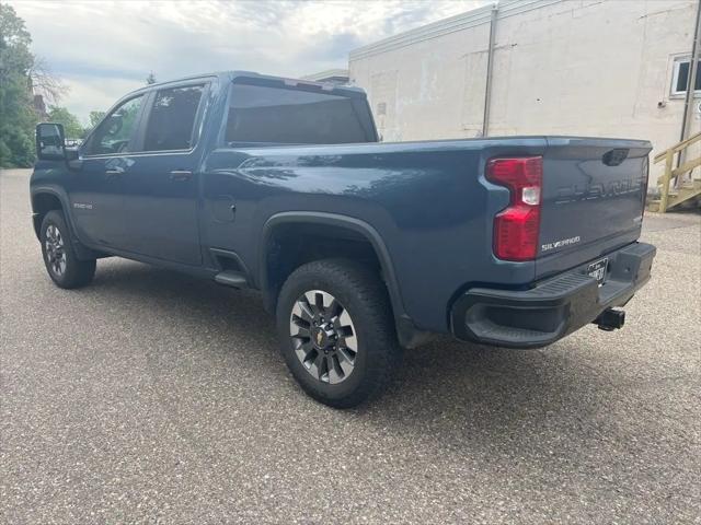 2025 Chevrolet Silverado 2500HD 4WD Crew Cab Standard Bed Custom