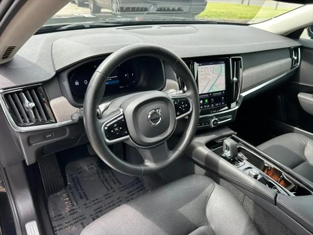 2024 Volvo S90 B6 Plus