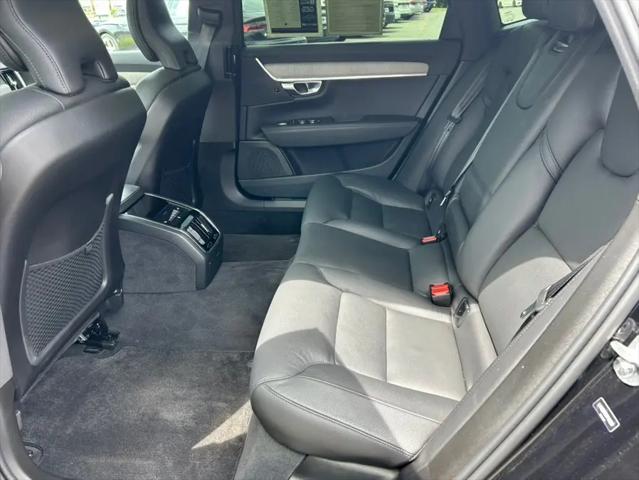 2024 Volvo S90 B6 Plus