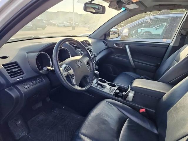 2013 Toyota Highlander SE V6