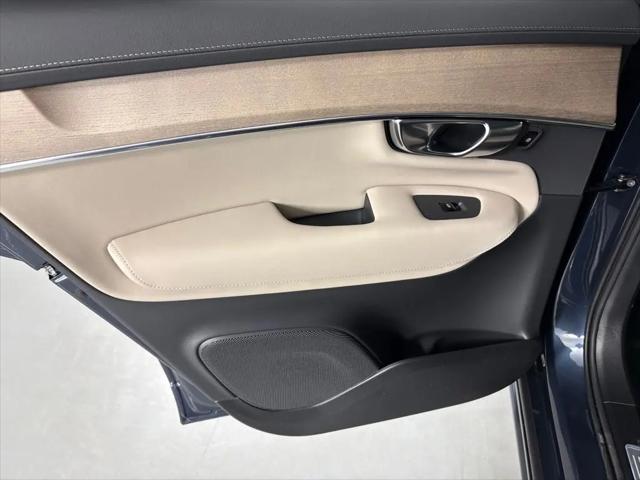 2026 Volvo XC90 Plus, B5 AWD Gas (mild hybrid), Gasoline, Bright, 6 Seats