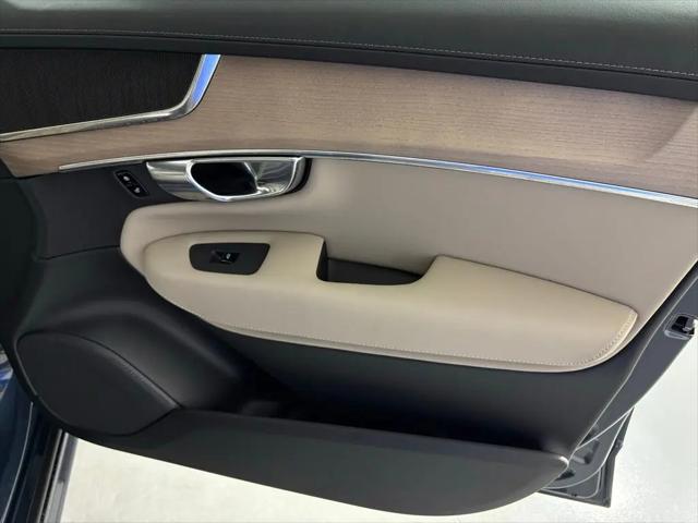 2026 Volvo XC90 Plus, B5 AWD Gas (mild hybrid), Gasoline, Bright, 6 Seats