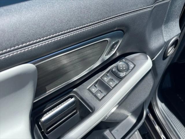 2025 Ford Expedition Platinum MAX
