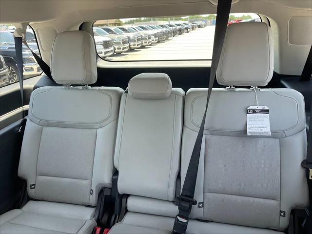 2025 Ford Expedition Platinum MAX
