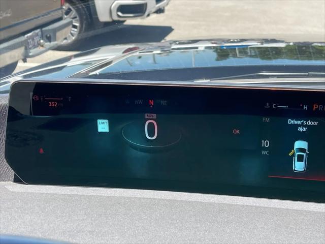2025 Ford Expedition Platinum MAX