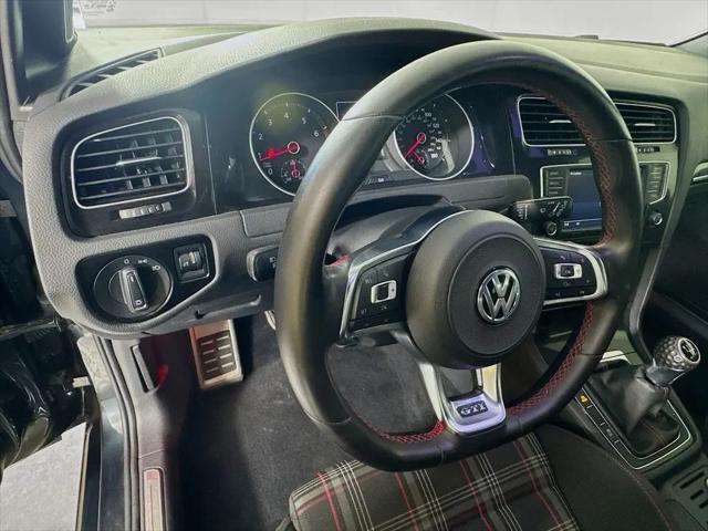 2017 Volkswagen Golf GTI Sport 4-Door