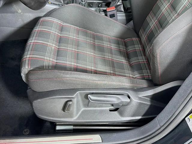 2017 Volkswagen Golf GTI Sport 4-Door