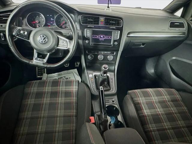 2017 Volkswagen Golf GTI Sport 4-Door