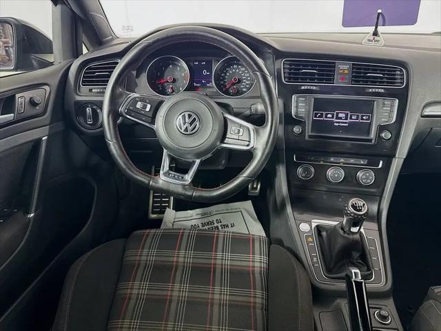 2017 Volkswagen Golf GTI Sport 4-Door
