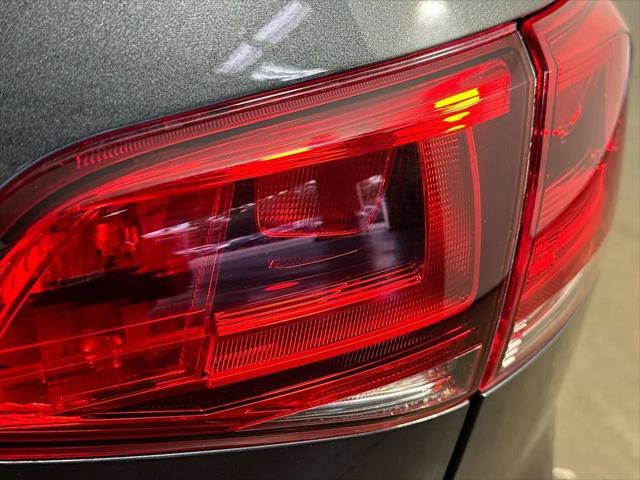2017 Volkswagen Golf GTI Sport 4-Door