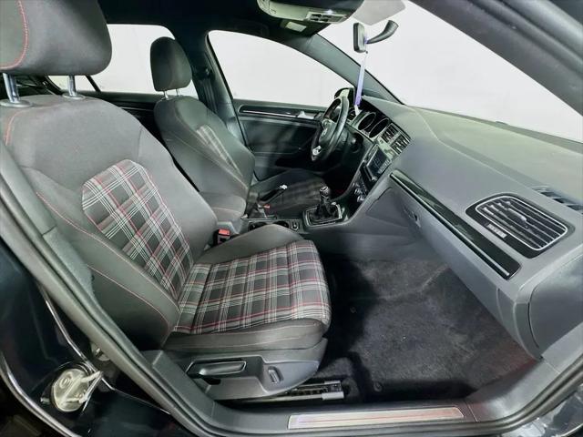 2017 Volkswagen Golf GTI Sport 4-Door