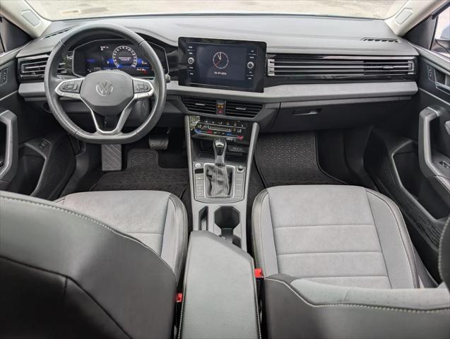 2025 Volkswagen Jetta 1.5T SE