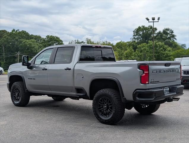 2025 Chevrolet Silverado 2500HD 4WD Crew Cab Standard Bed ZR2