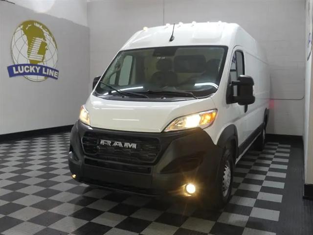 2025 Ram ProMaster 2500 Cargo Van Tradesman High Roof 159" WB w/Pass Seat