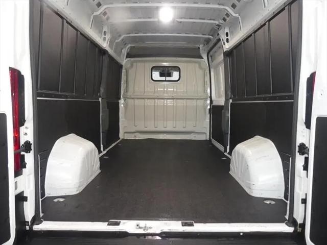 2025 Ram ProMaster 2500 Cargo Van Tradesman High Roof 159" WB w/Pass Seat