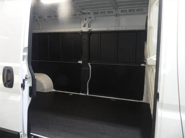 2025 Ram ProMaster 2500 Cargo Van Tradesman High Roof 159" WB w/Pass Seat