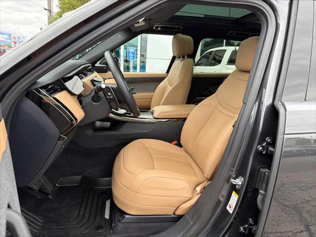 2025 Land Rover Range Rover Sport P360 SE