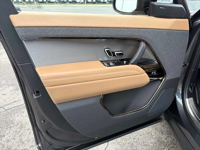 2025 Land Rover Range Rover Sport P360 SE