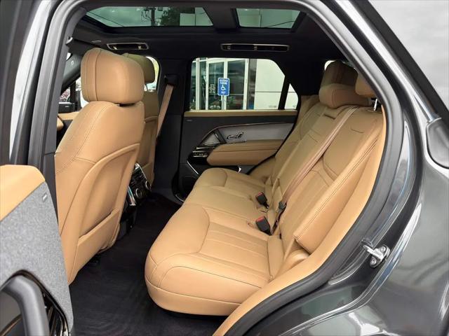 2025 Land Rover Range Rover Sport P360 SE
