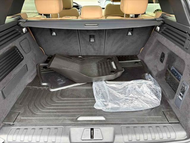 2025 Land Rover Range Rover Sport P360 SE