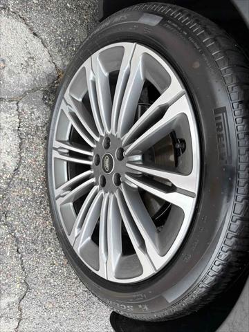 2025 Land Rover Range Rover Sport P360 SE
