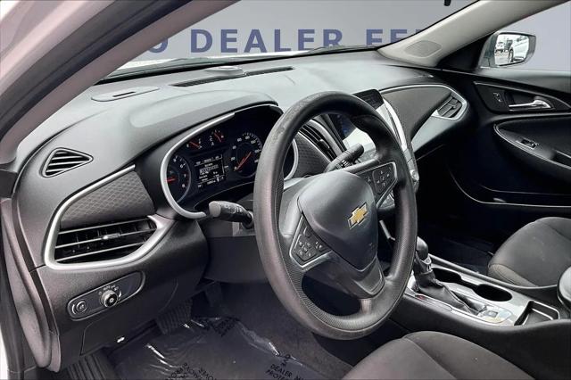 2023 Chevrolet Malibu FWD 1FL