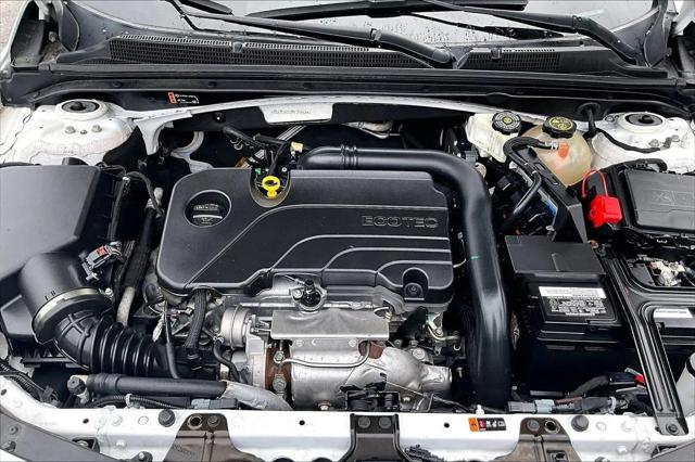 2023 Chevrolet Malibu FWD 1FL