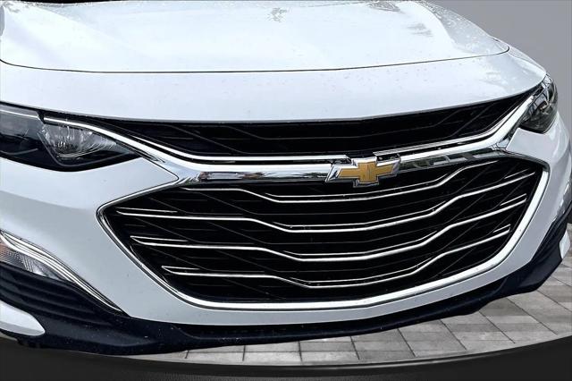 2023 Chevrolet Malibu FWD 1FL