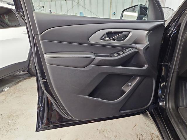 2023 Chevrolet Traverse AWD LT Cloth