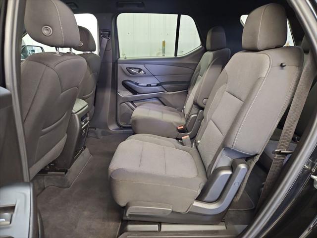 2023 Chevrolet Traverse AWD LT Cloth