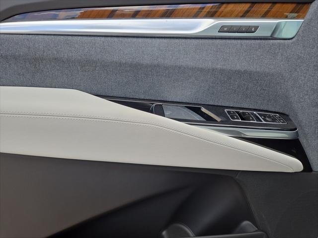2026 Cadillac Escalade Platinum Luxury