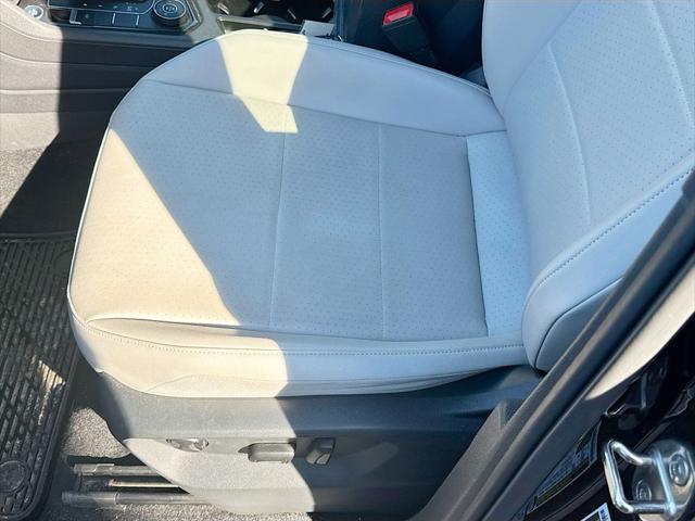 2021 Volkswagen Tiguan 2.0T SE R-Line Black