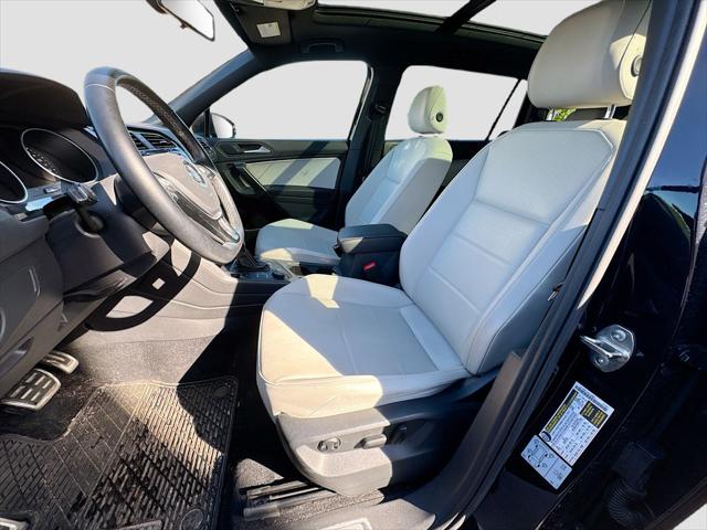 2021 Volkswagen Tiguan 2.0T SE R-Line Black