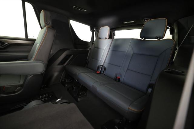 2025 GMC Yukon 4WD AT4
